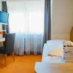 Alojamento de Acomodação e Pequeno-almoço Fischerhaus Garni 3*